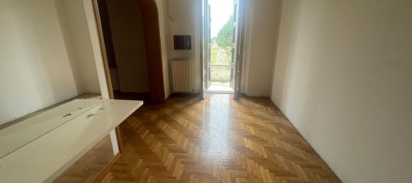 1110m² Building in Faenza, Italy No. 93747 6