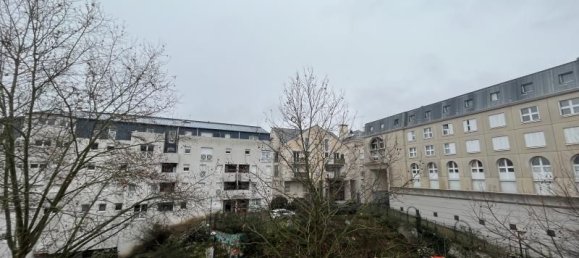 2 rooms Apartment in Clamart, France No. 183445 5