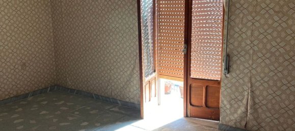 6 rooms House in Mondragone, Italy No. 224035 16