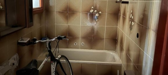 6 rooms House in Mondragone, Italy No. 224035 17