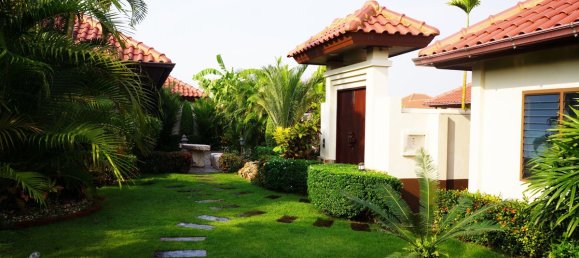 3 bedrooms Cafe / restaurant in Pattaya, Thailand No. 723 4