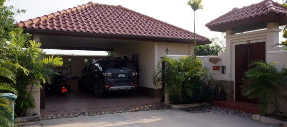 3 bedrooms Cafe / restaurant in Pattaya, Thailand No. 723 5