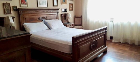 3 rooms Apartment in Latina, Italy No. 38523 2