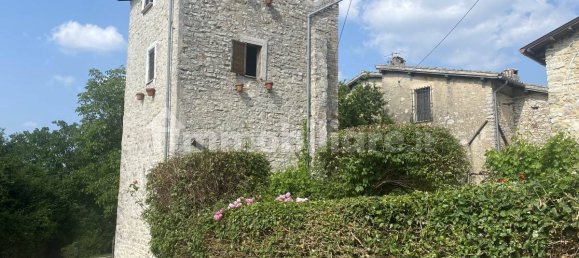 2 Schlafzimmer Haus in Spoleto, Italy, Nr. 268376 2