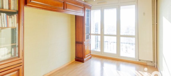 3 bedrooms Apartment in Vandoeuvre-les-Nancy, France No. 243927 4