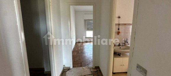3 Schlafzimmer Wohnung in Varese, Italy, Nr. 323743 4