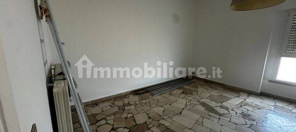 3 Schlafzimmer Wohnung in Varese, Italy, Nr. 323743 19