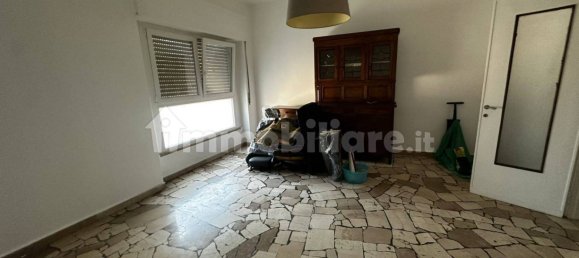 3 Schlafzimmer Wohnung in Varese, Italy, Nr. 323743 18