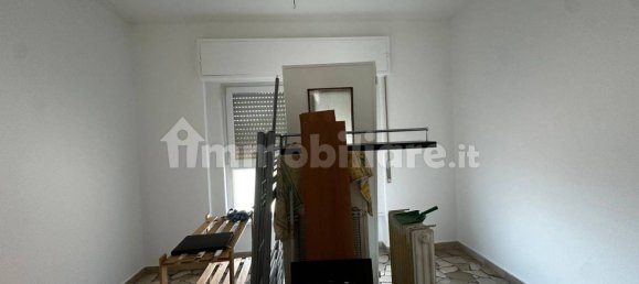 3 Schlafzimmer Wohnung in Varese, Italy, Nr. 323743 35