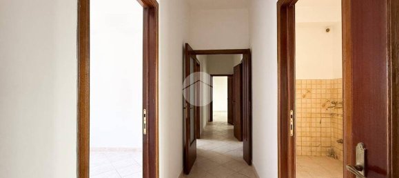 3 bedrooms Apartment in Avezzano, Italy No. 348156 10