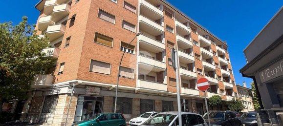 3 bedrooms Apartment in Avezzano, Italy No. 348156 2