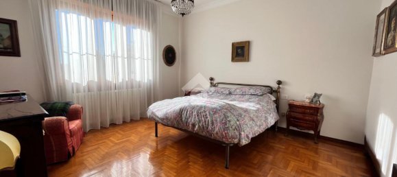 5-salle Appartement à Torre Boldone, Italy No. 73277 11