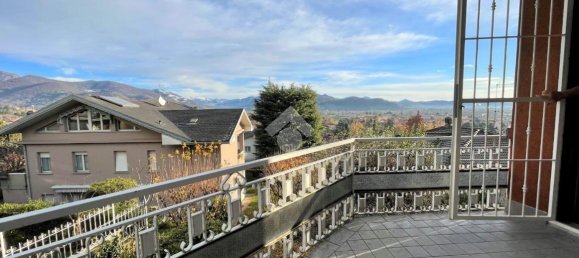 5-salle Appartement à Torre Boldone, Italy No. 73277 14