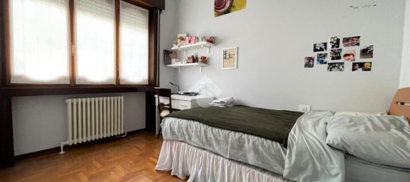 5-salle Appartement à Torre Boldone, Italy No. 73277 12