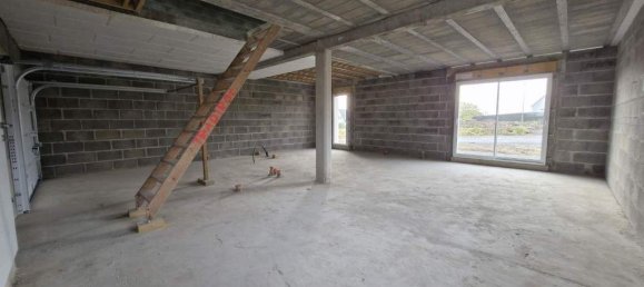 Villa de 4 dormitorios en Manche, France No. 359498 2