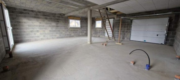 Villa de 4 dormitorios en Manche, France No. 359498 3