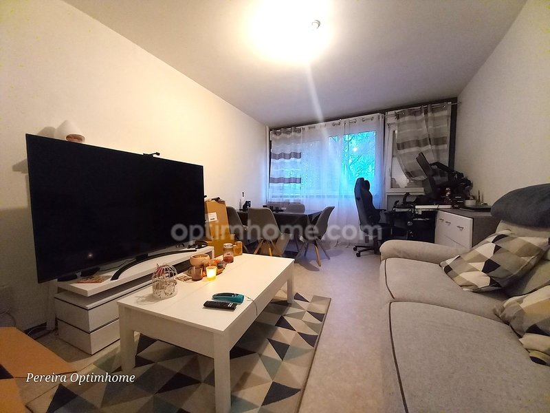 2 bedrooms Apartment in Lys-lez-Lannoy, France No. 153276
