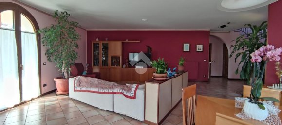 Вилла с 5 комнатами в Сициано, Италия № 33041 16