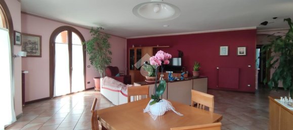 Вилла с 5 комнатами в Сициано, Италия № 33041 17