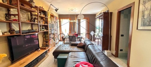 3 bedrooms Duplex in Casier, Italy No. 302968 3