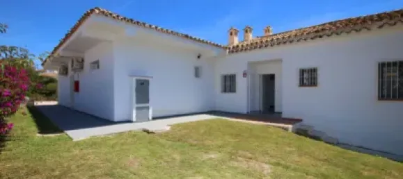 Офис с 2 спальнями в Бенальмадена, Испания № 24036 42