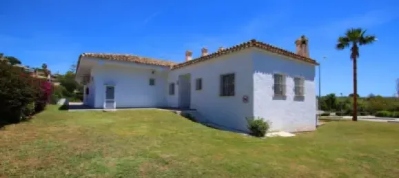 Офис с 2 спальнями в Бенальмадена, Испания № 24036 41