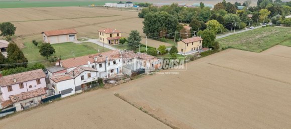 5 غرف نوم شقة في San Pietro in Casale, Italy رقم 335830 31