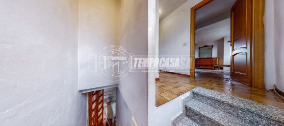 5 غرف نوم شقة في San Pietro in Casale, Italy رقم 335830 10