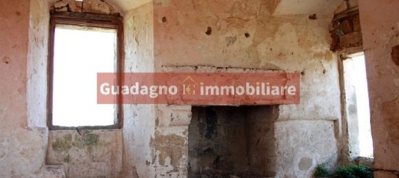 Casa de 20 habitaciónes en Nociglia, Italy No. 30567 2