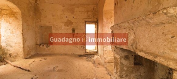 Casa de 20 habitaciónes en Nociglia, Italy No. 30567 12