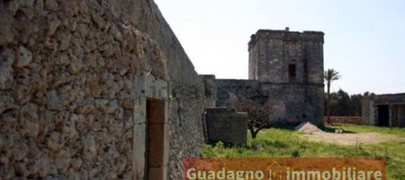 Casa de 20 habitaciónes en Nociglia, Italy No. 30567 6