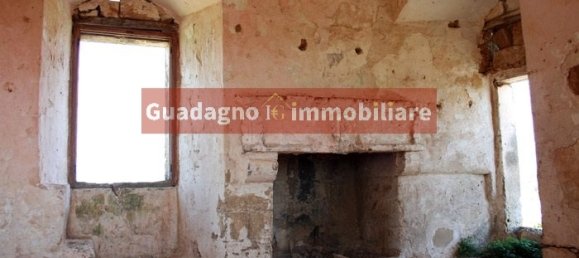 Casa de 20 habitaciónes en Nociglia, Italy No. 30567 21