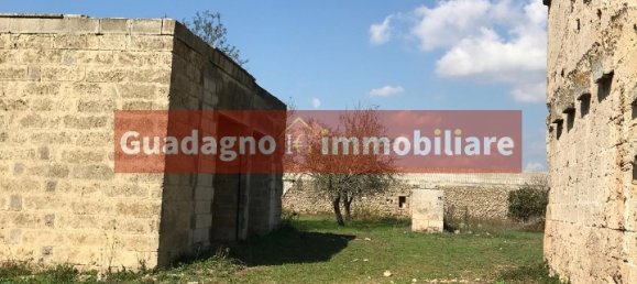 Casa de 20 habitaciónes en Nociglia, Italy No. 30567 14