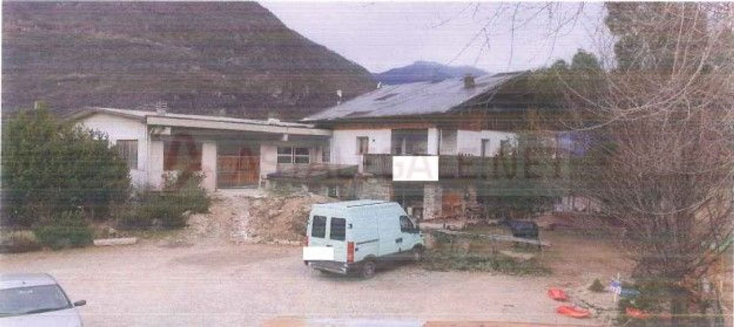 13 rooms House in Talamona, Italy No. 312065