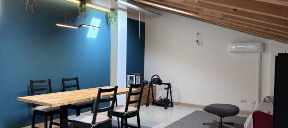 Ático de 2 habitaciónes en Roncaro, Italy No. 102456 10