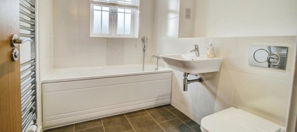 3 bedrooms Commercial property in Sevenoaks, United Kingdom No. 10679 21