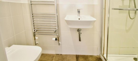 3 bedrooms Commercial property in Sevenoaks, United Kingdom No. 10679 14