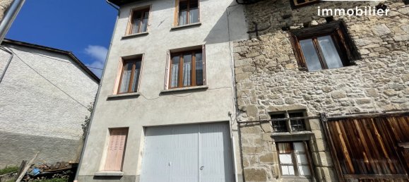 2 bedrooms House in Saint-Bonnet-le-Chastel, France No. 206293 11