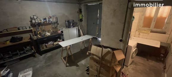 2 bedrooms House in Saint-Bonnet-le-Chastel, France No. 206293 9