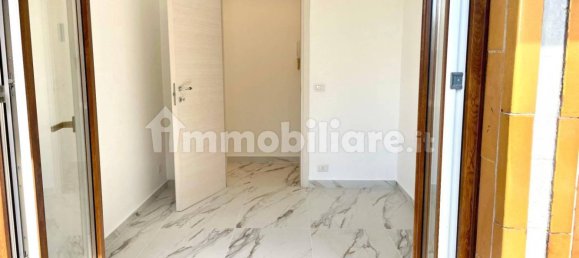 Apartamento de 2 dormitorios en Milan, Italy No. 317774 5