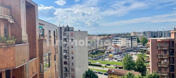 Apartamento de 2 dormitorios en Milan, Italy No. 317774 7