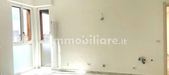 Apartamento de 2 dormitorios en Milan, Italy No. 317774 16