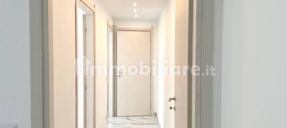 Apartamento de 2 dormitorios en Milan, Italy No. 317774 4