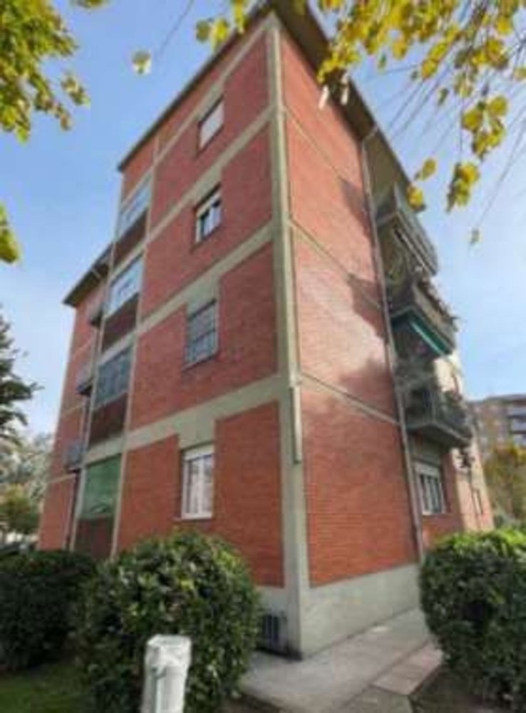 5غرفة شقة في Monza, Italy رقم 307641