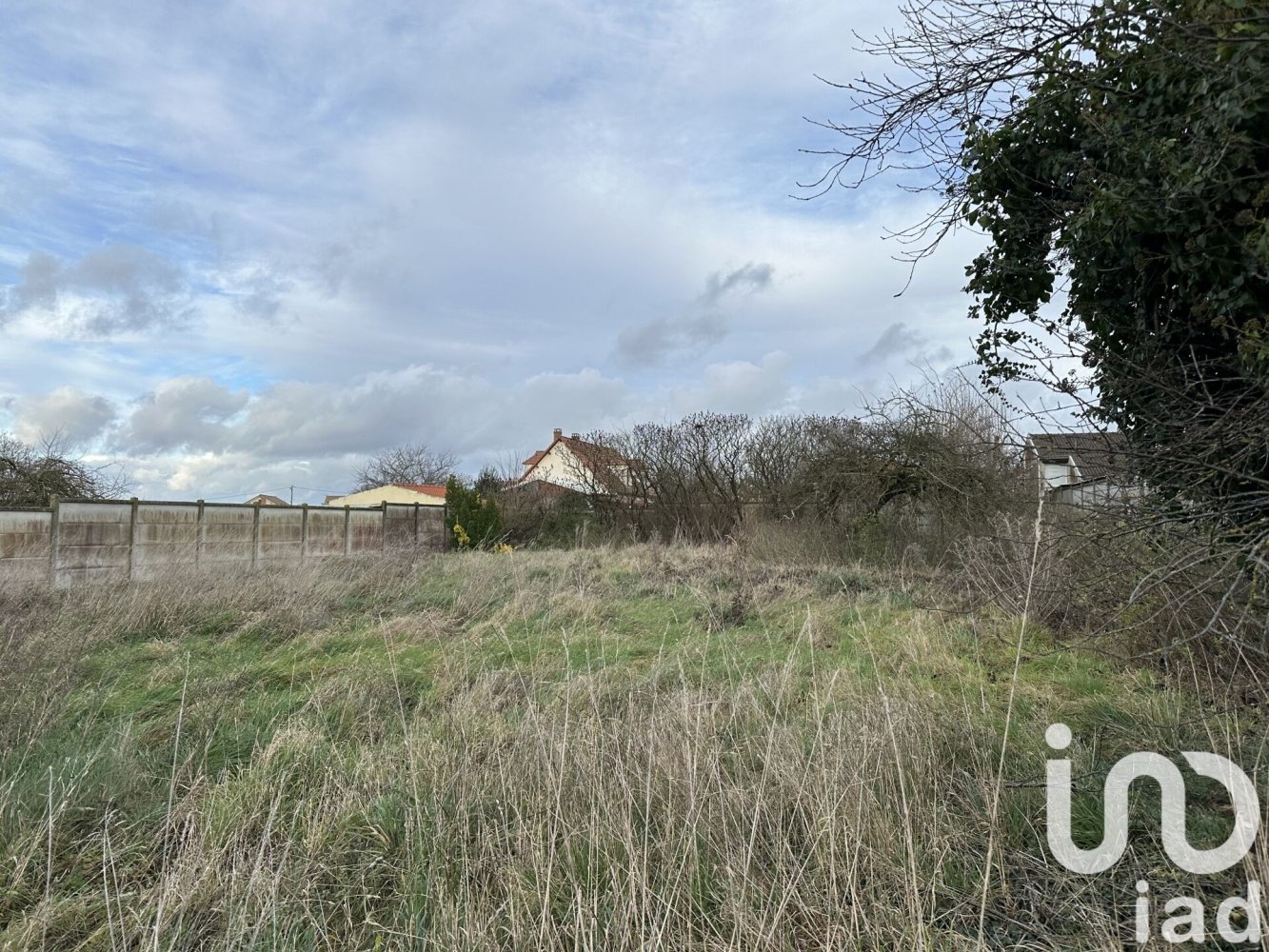 Terreno em Saint-Etienne-au-Temple, France 1022 m² N.º 320051