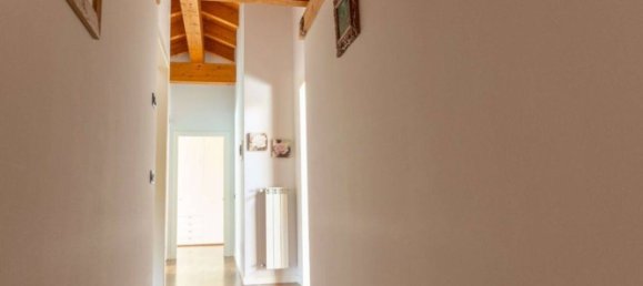 Apartamento de 4 dormitorios en Usmate Velate, Italy No. 364639 25