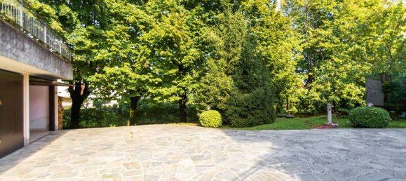 Apartamento de 4 dormitorios en Usmate Velate, Italy No. 364639 47