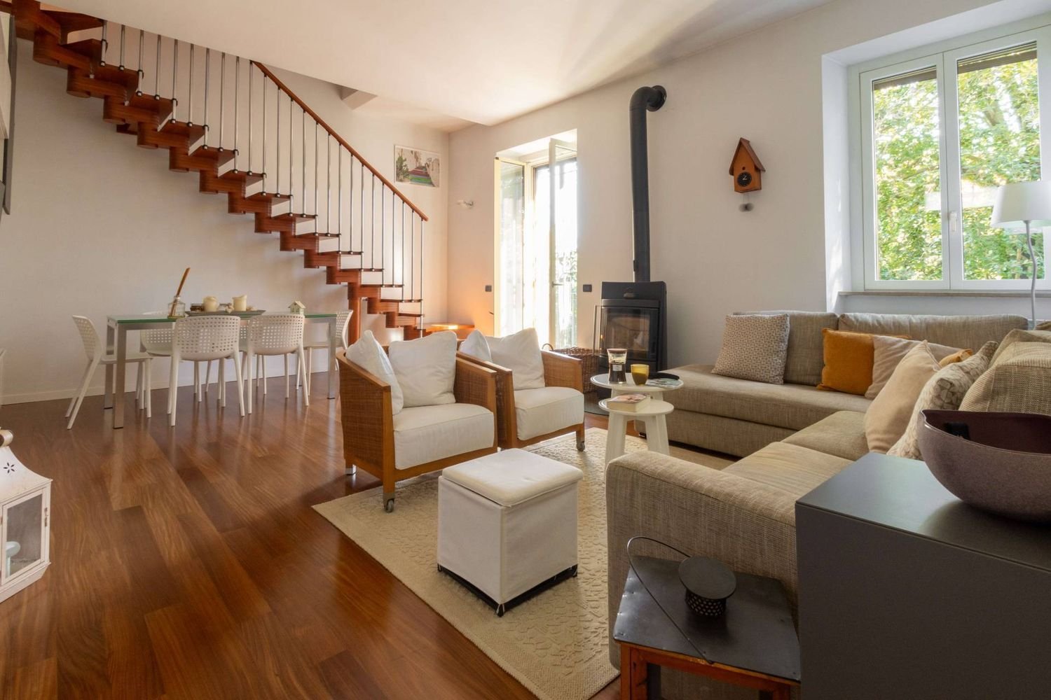 Apartamento de 4 dormitorios en Usmate Velate, Italy No. 364639