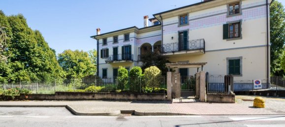 Apartamento de 4 dormitorios en Usmate Velate, Italy No. 364639 7