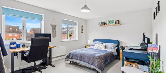 3 Schlafzimmer Haus in Horley, United Kingdom, Nr. 996 7